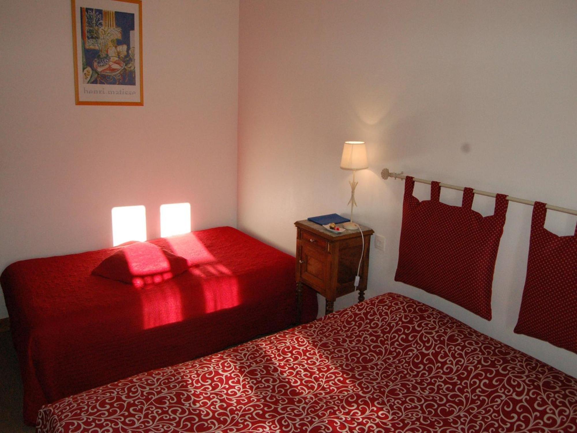 Hotel Du Donjon Aulnay  Oda fotoğraf